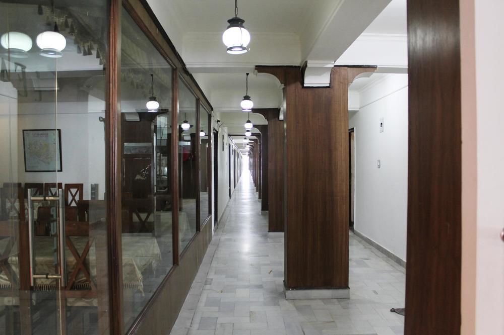 Oyo 1822 Hotel Ambassador Dehradun Exterior foto